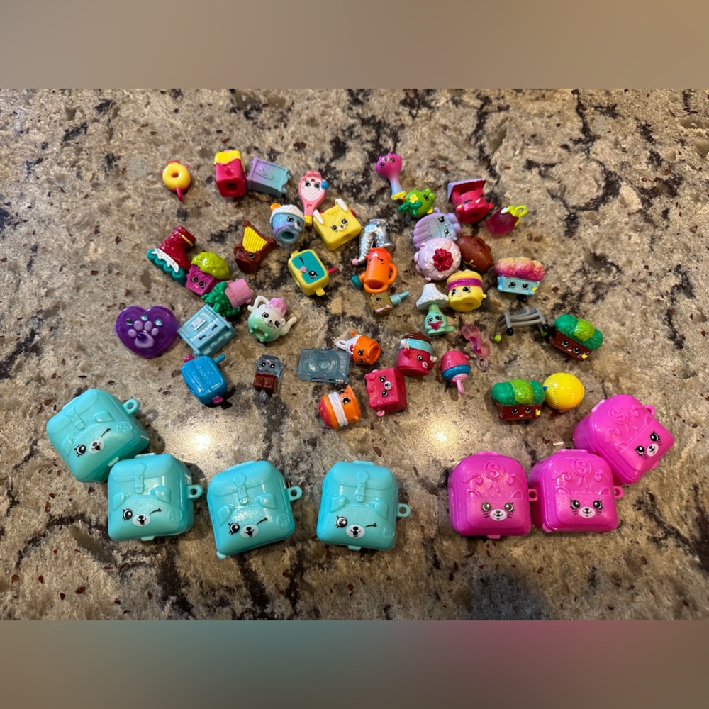 Squinkies Do Drops 40 Piece Lot of Figures And Accessories
